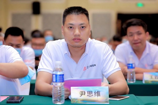 全新身份迎战高端市场,东风多利卡超能都做了哪些改进 - 第3张
